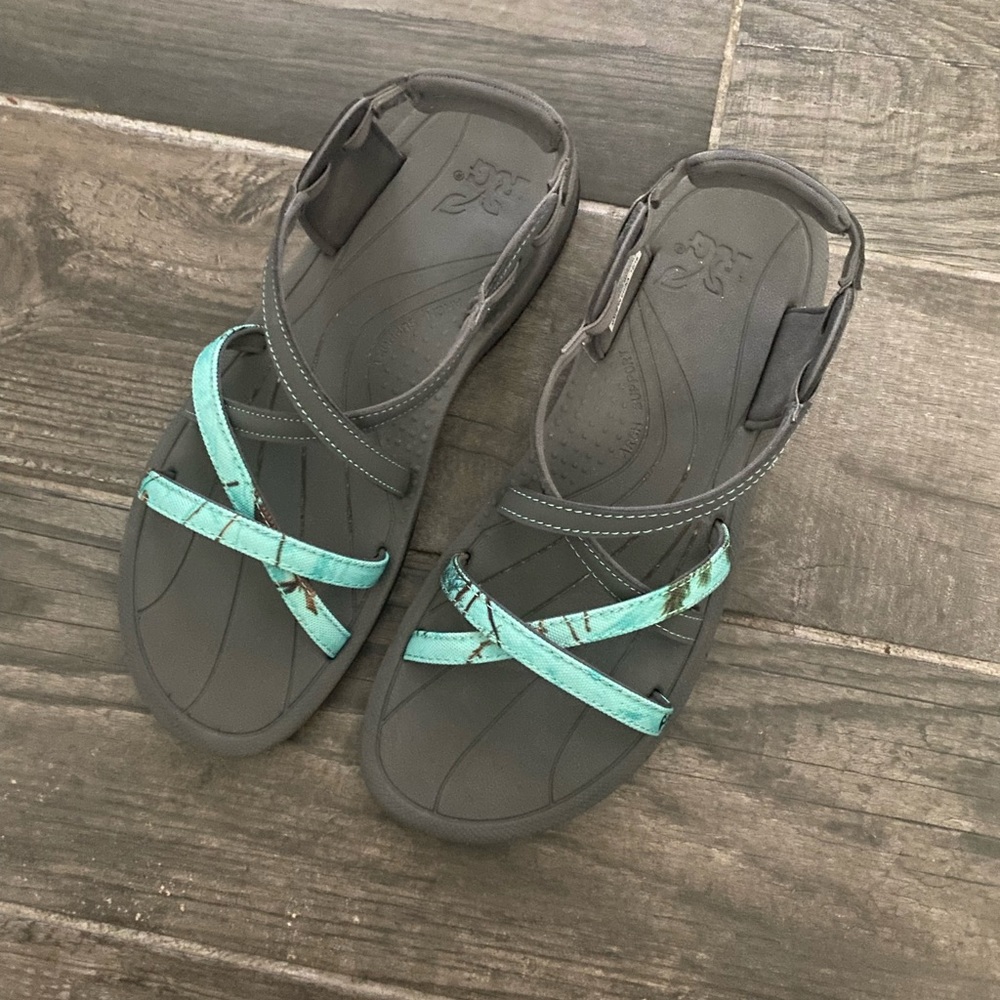Realtree Gray Sandals with Teal Camouflage Straps